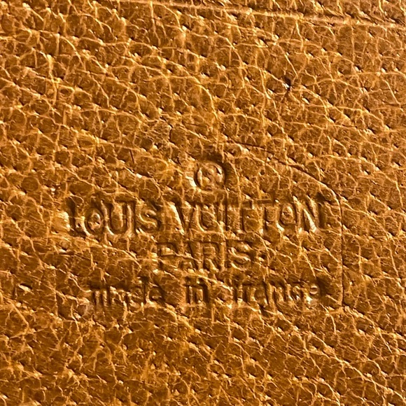 Authentic Vintage Louis Vuitton Cover - Picture 8 of 16